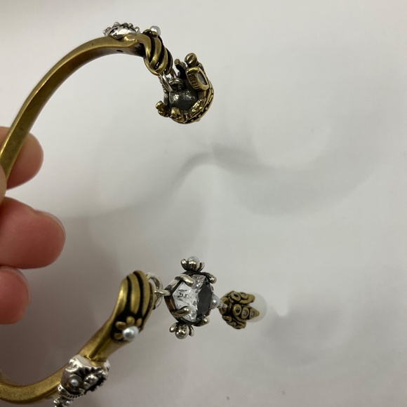 Alexander McQueen Bracelet Bangle Twin Skull Hands Gold Tone Slim Wrist … - Picture 3 of 3